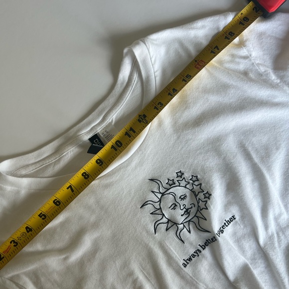 H&M White Cropped Baby Tee T-shirt with bow tie and Solar Tarot style Print - Picture 7 of 8